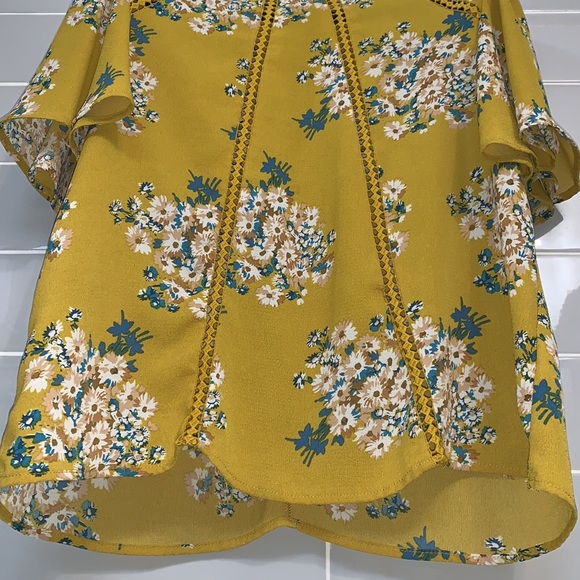 June & Hudson Floral Top - Picture 8 of 14